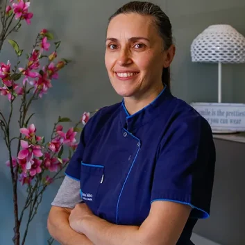 Dra Eduarda Coelho Dentisteria